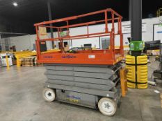 Skyjack Scissor Lift