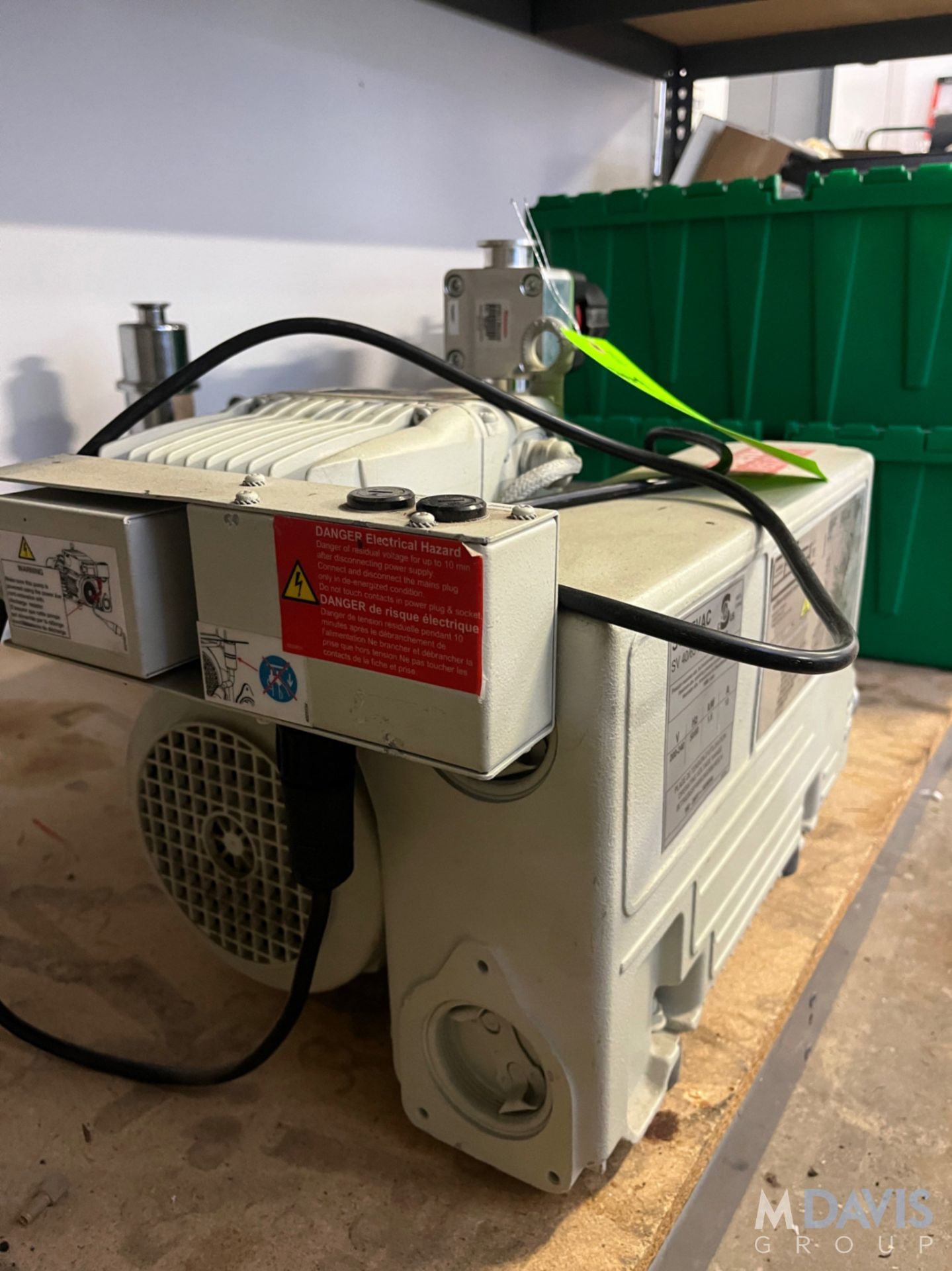 SOGEVAC OIL-SEALED ROTARY VANE PUMP - Image 4 of 8