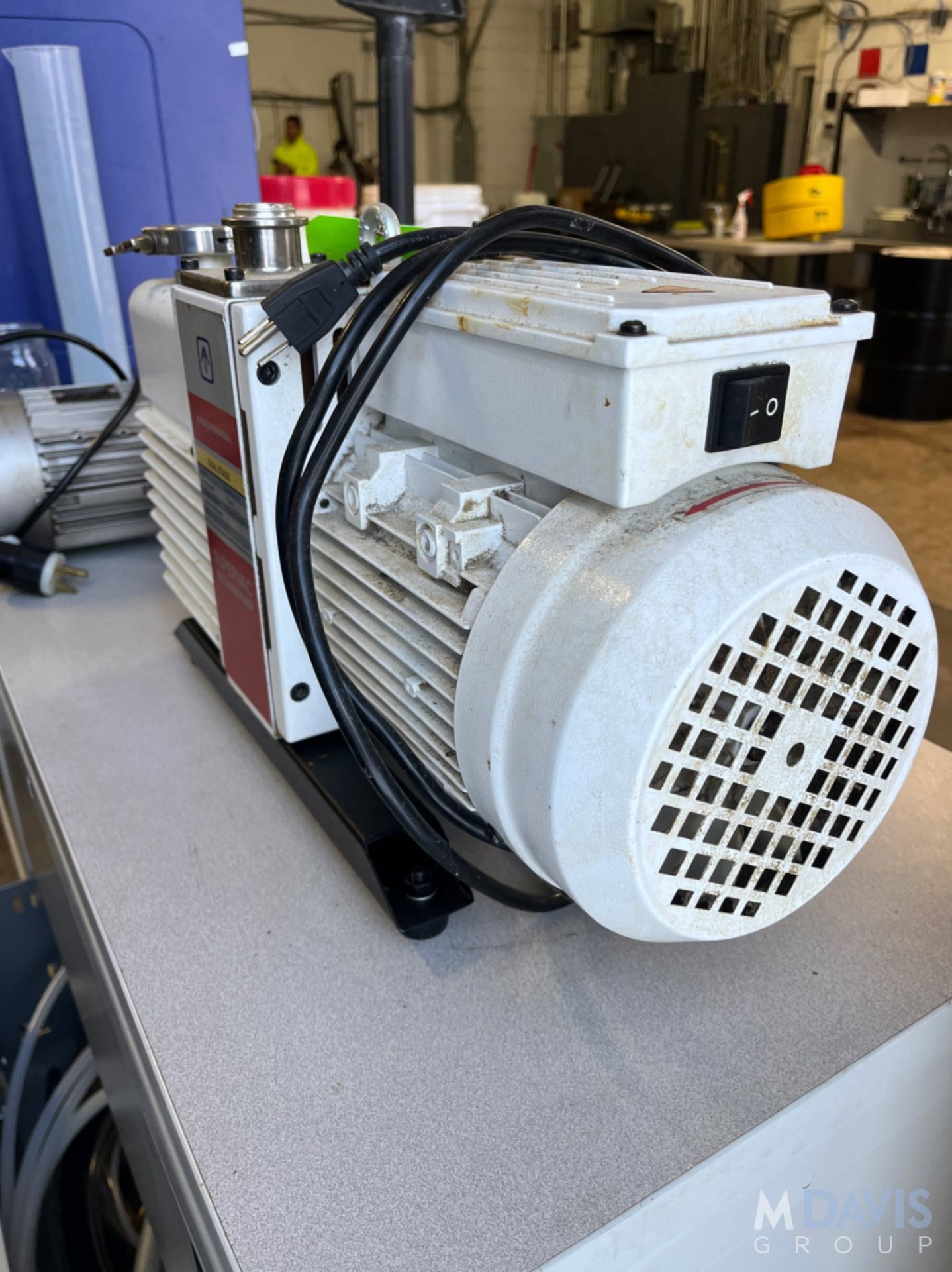 ACROSS INTERNATIONAL SUPERVAC VACUUM PUMP - Image 5 of 7