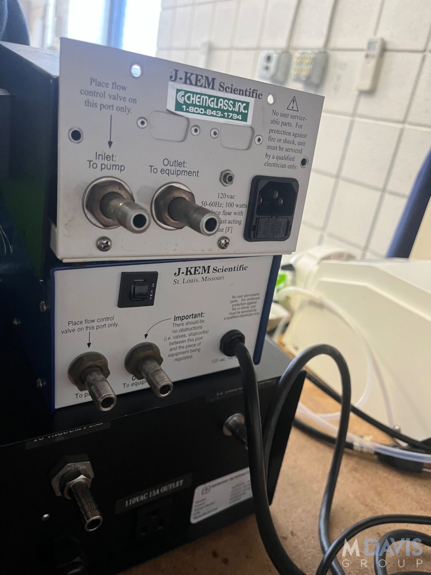 (3) DIGITAL VACUUM REGULATOR - Image 6 of 6