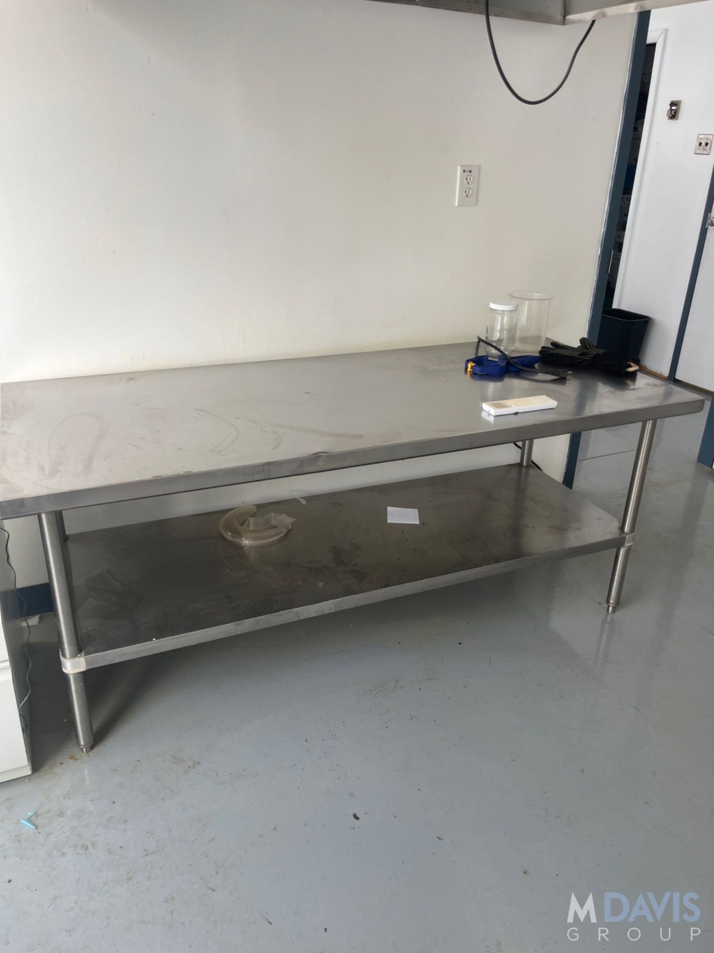 S/S TABLE - Image 2 of 3