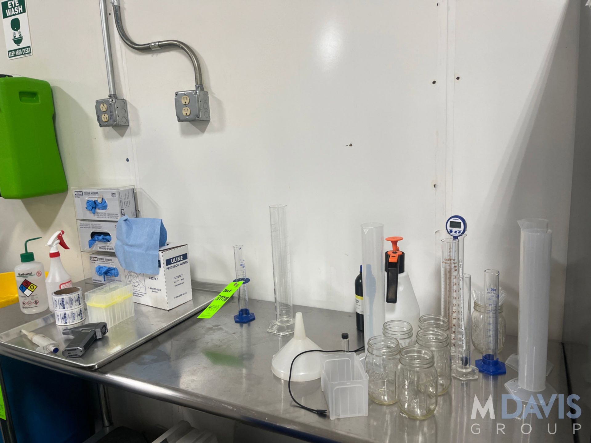 MISCELLANEOUS GLASSWARE - Image 3 of 3