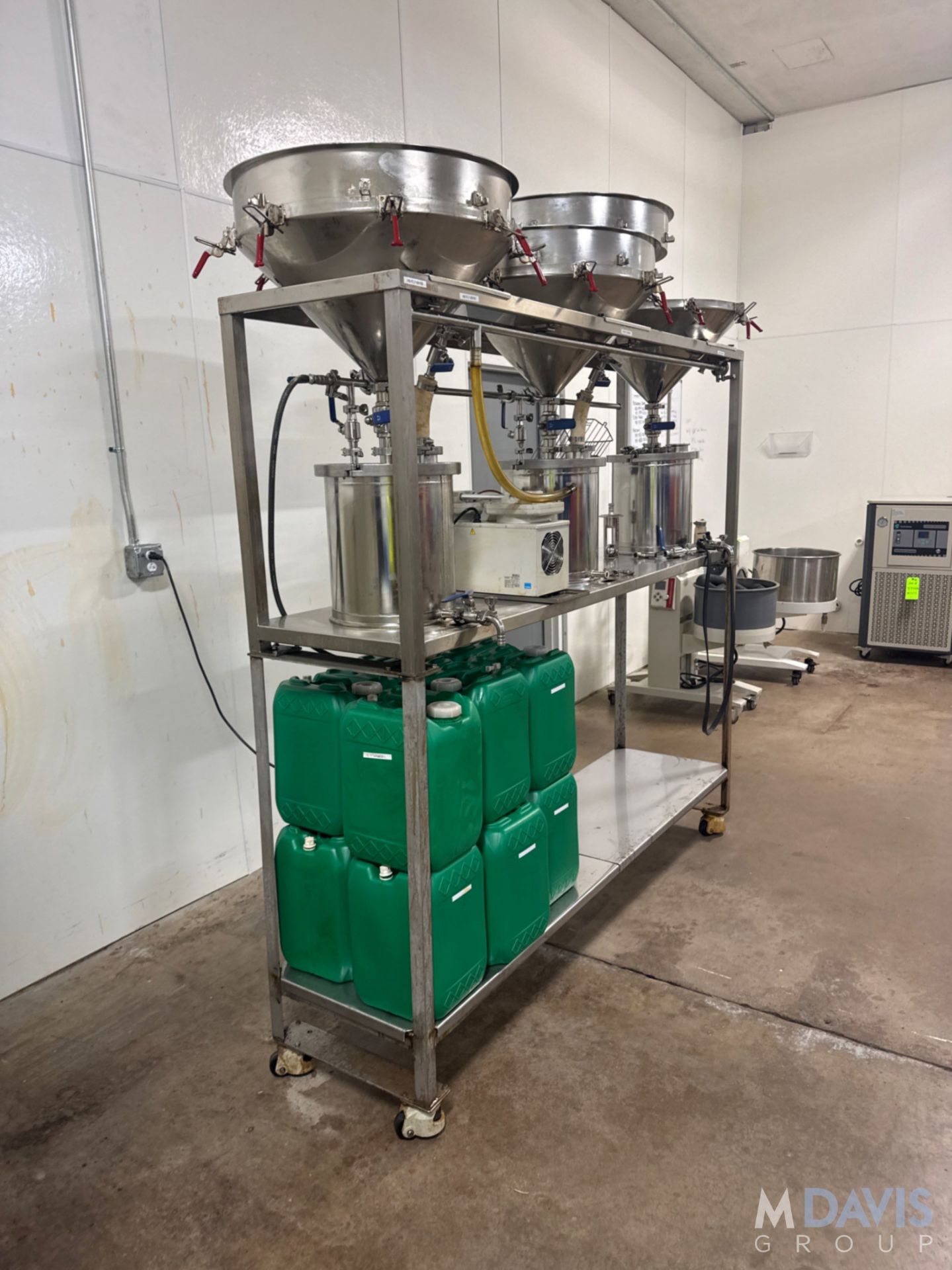 S/S (3) FUNNEL FILTRATION STAND - Image 6 of 7