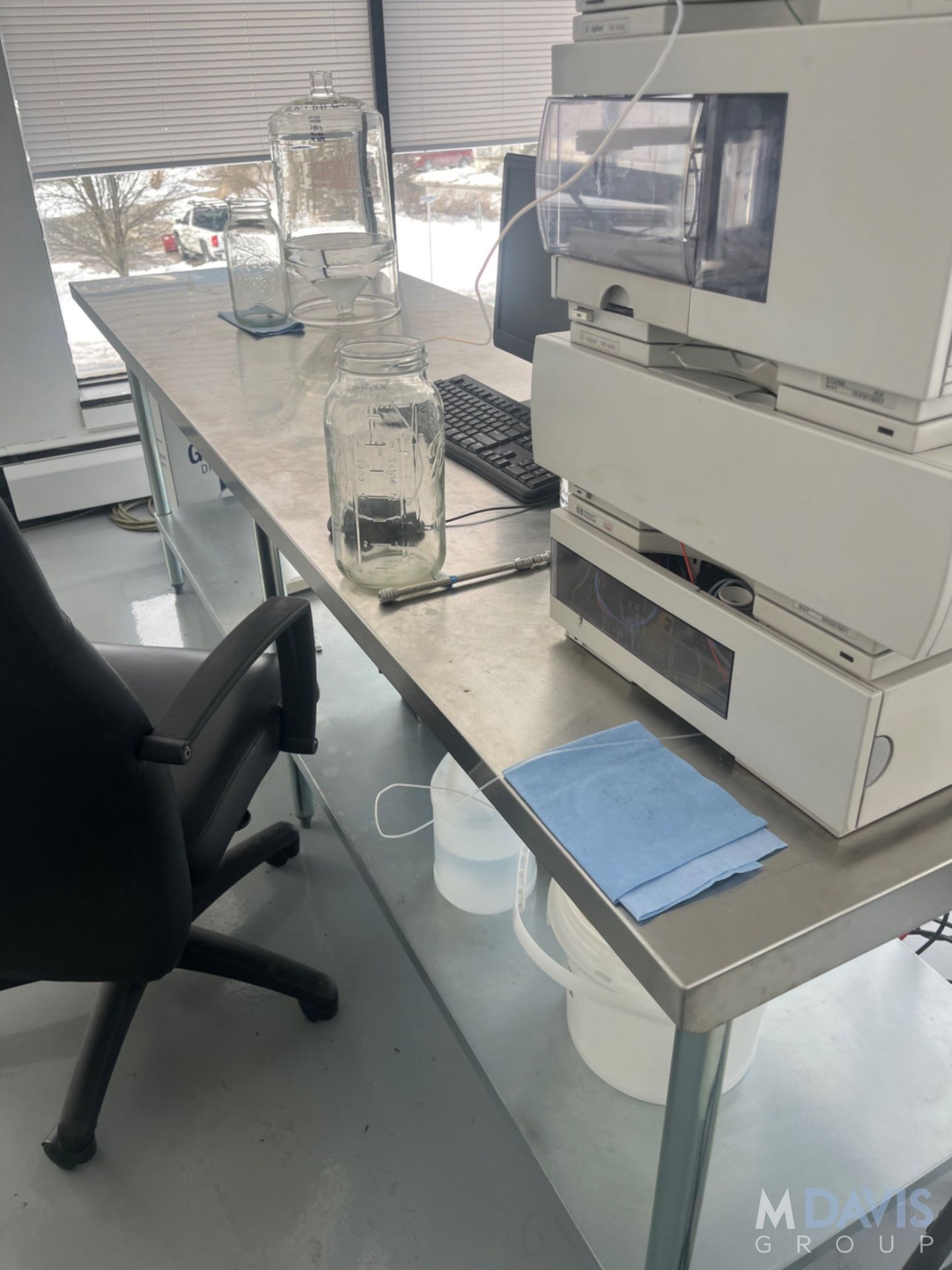 (2) STAINLESS STEEL TABLE - Image 3 of 5