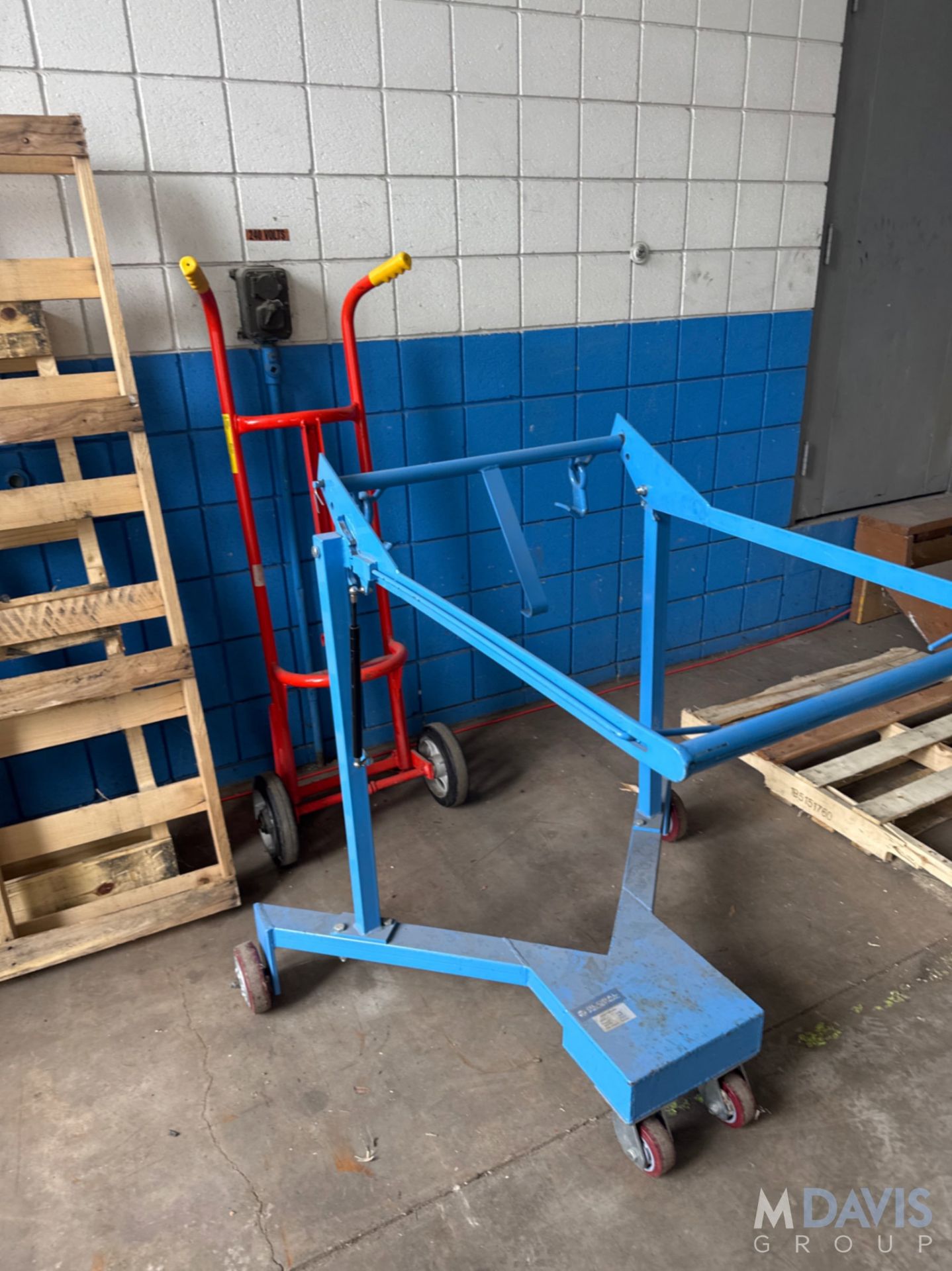 GLOBAL INDUSTRIAL DRUM PALLETIZER - Image 2 of 4