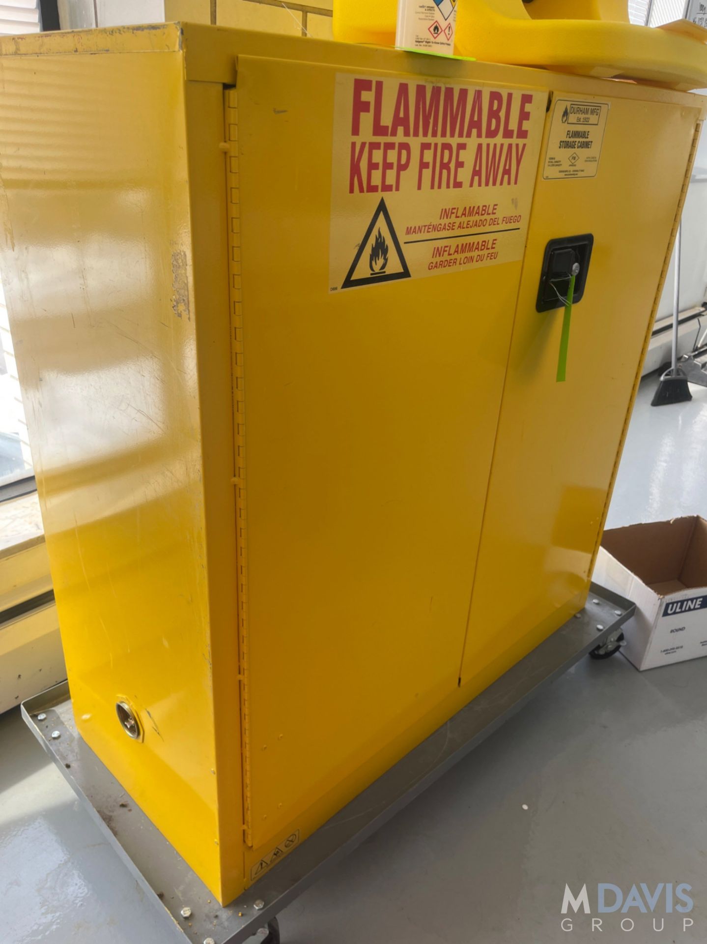 FLAMMABLE STORAGE CABINET - Image 3 of 4