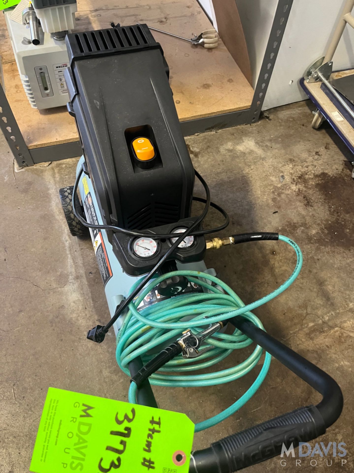MCGRAW 8 GALLON OIL FREE PORTABLE AIR COMPRESSOR - Image 5 of 7