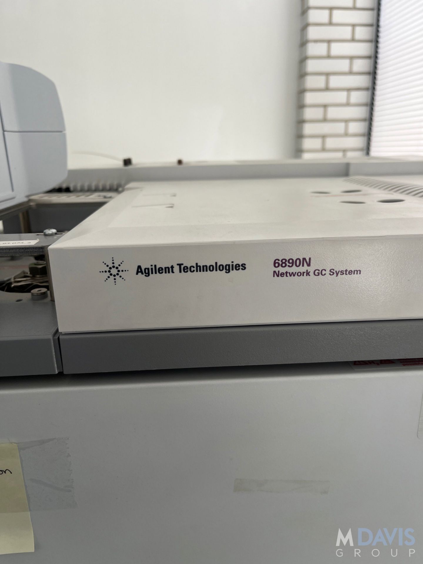 AGILENT TECHNOLOGIES 6890N NETWORK GC SYSTEM - Image 3 of 10