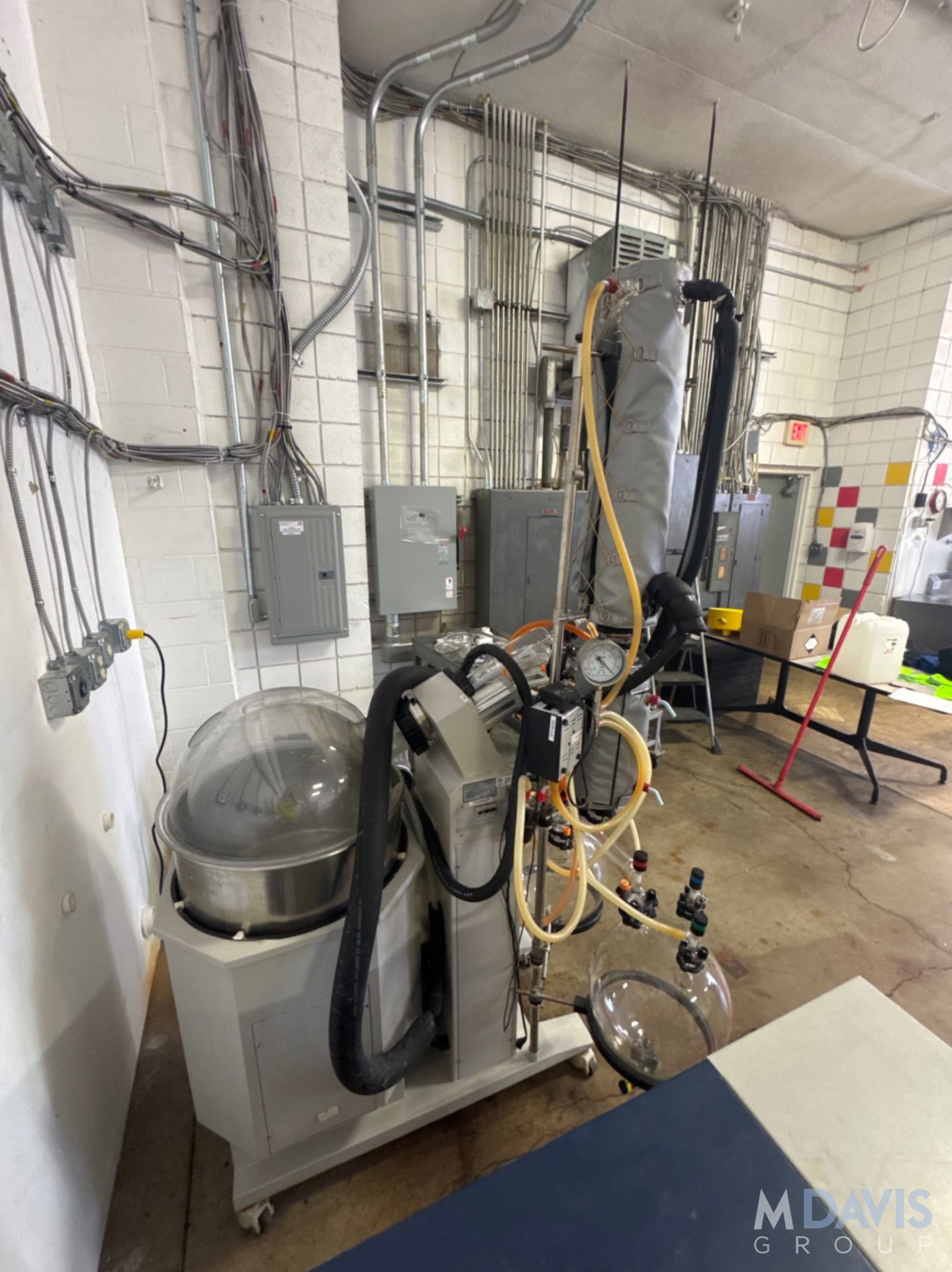 ACROSS INTERNATIONAL SOLVENTVAP ROTARY EVAPORATOR - Image 9 of 10