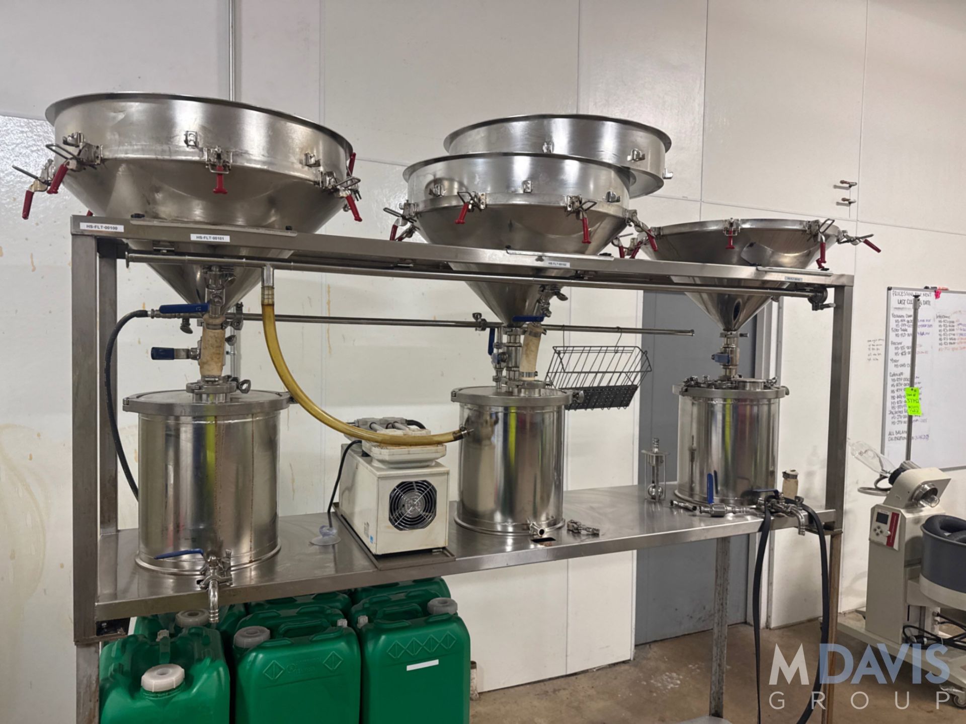 S/S (3) FUNNEL FILTRATION STAND - Image 3 of 7