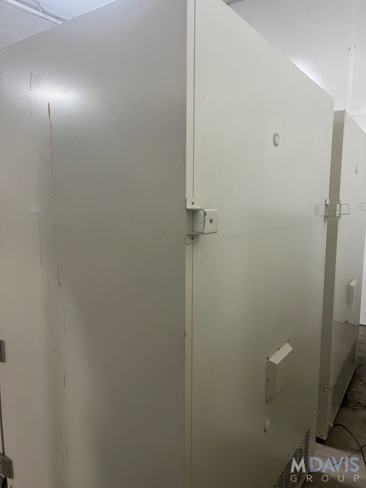 ACROSS INTERNATIONAL ULTRA-LOW TEMPERATURE FREEZER - Image 6 of 12