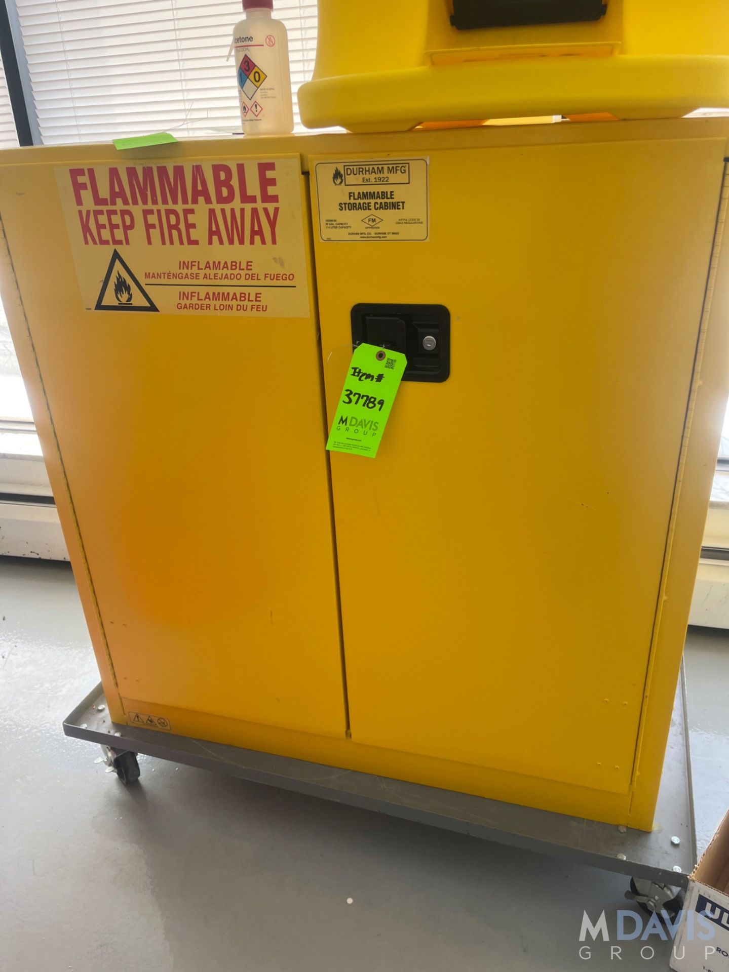 FLAMMABLE STORAGE CABINET