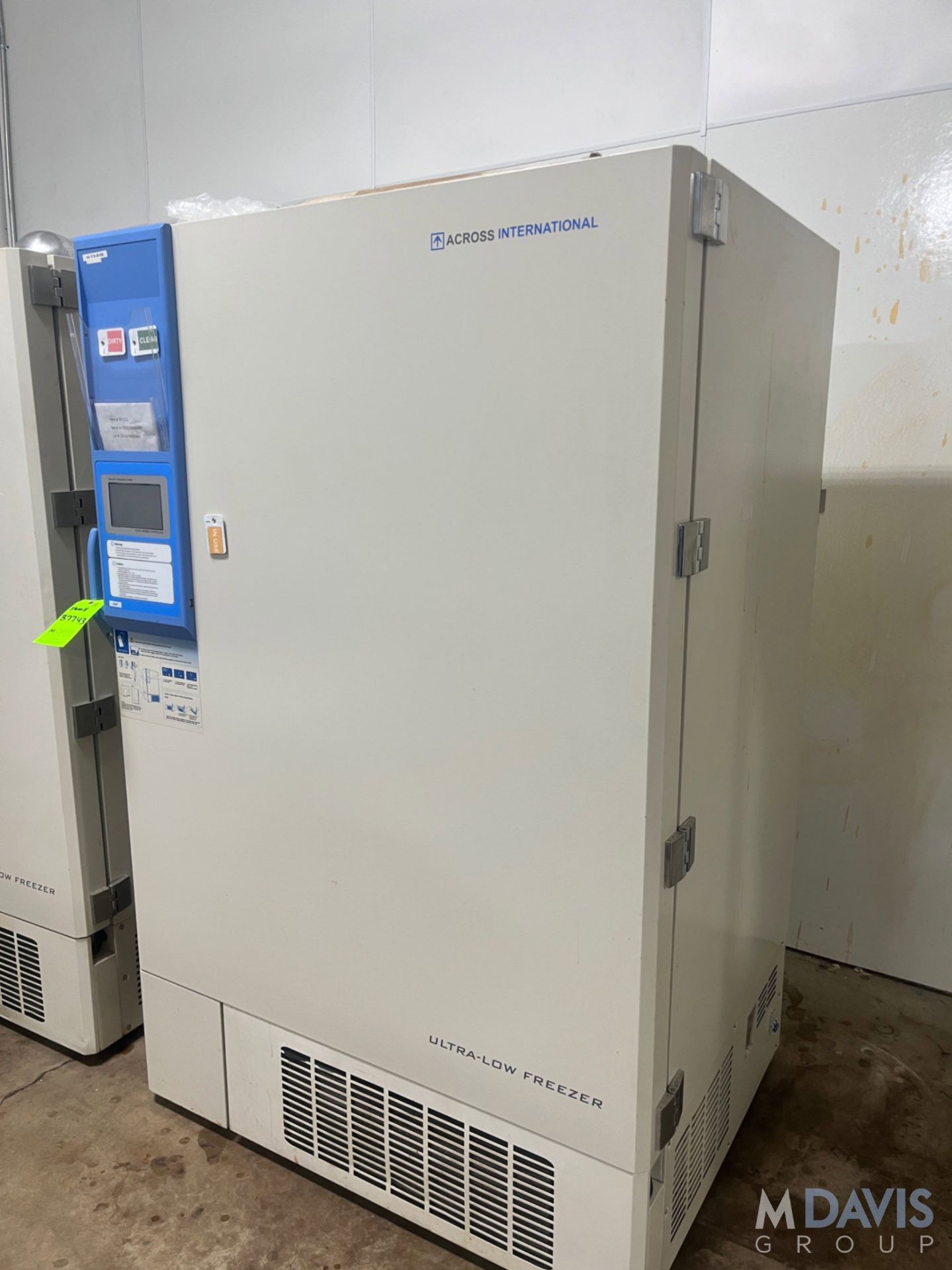 ACROSS INTERNATIONAL ULTRA-LOW TEMPERATURE FREEZER - Image 4 of 12