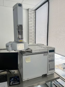 AGILENT TECHNOLOGIES 6890N NETWORK GC SYSTEM