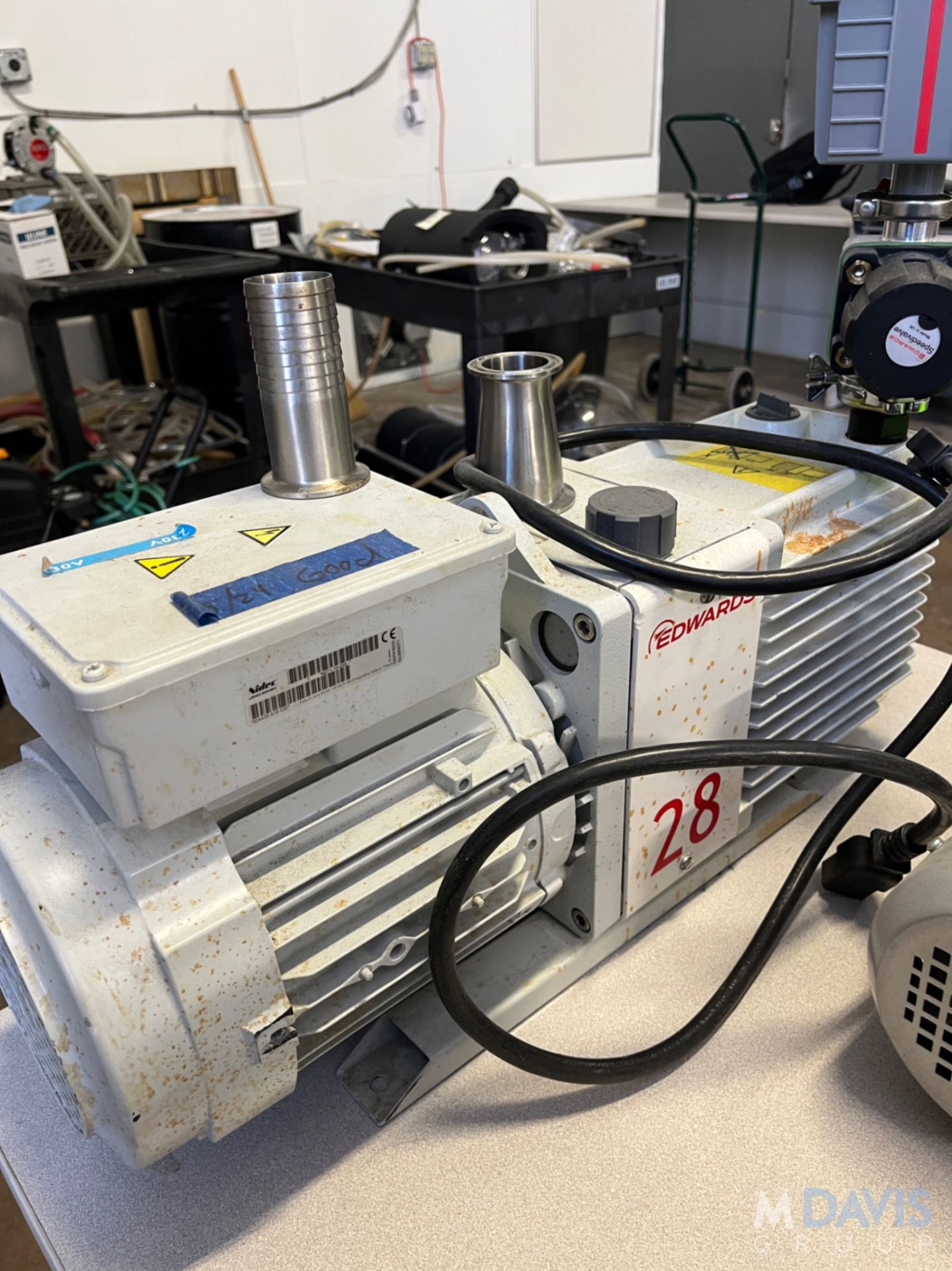 EDWARDS M28 VACUUM PUMP - Image 3 of 6
