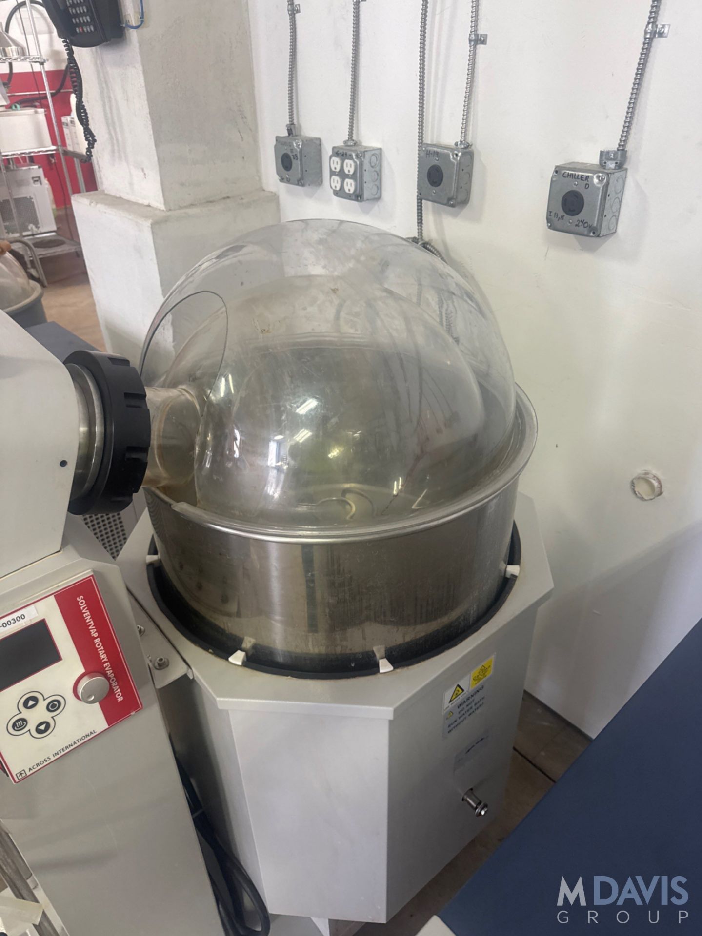 2019 ACROSS INTERNATIONAL SOLVENTVAP ROTARY EVAPORATOR - Image 7 of 9