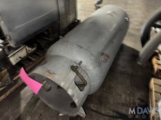 VERTICAL AIR RECEIVING TANK