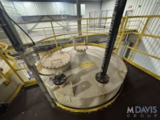 APROX. 11,500 GAL. VERTICAL MIX TANK