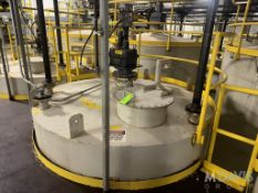 APROX. 11,500 GAL. VERTICAL MIX TANK