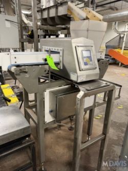 LOCK INSIGHT METAL DETECTOR