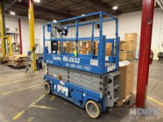 GENIE SCISSOR ELECTRIC LIFT