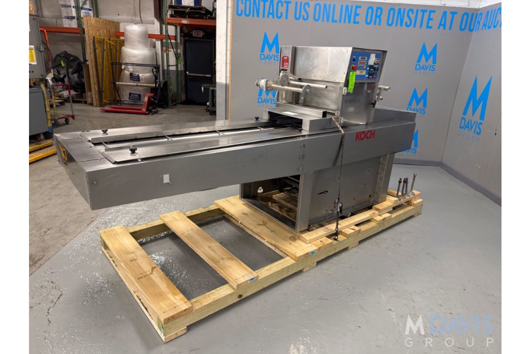 Koch Auto Tray Sealer, Model FP1000/Tank, S/N FP2962, with 16 W Conveyor, 11 x 9 Sealing Mold, - Image 1 of 15