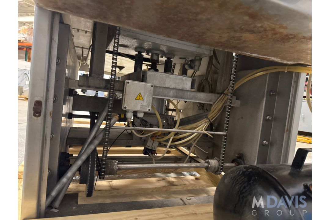Koch Auto Tray Sealer, Model FP1000/Tank, S/N FP2962, with 16 W Conveyor, 11 x 9 Sealing Mold, - Image 11 of 15