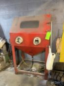 SANDBLASTING CABINET