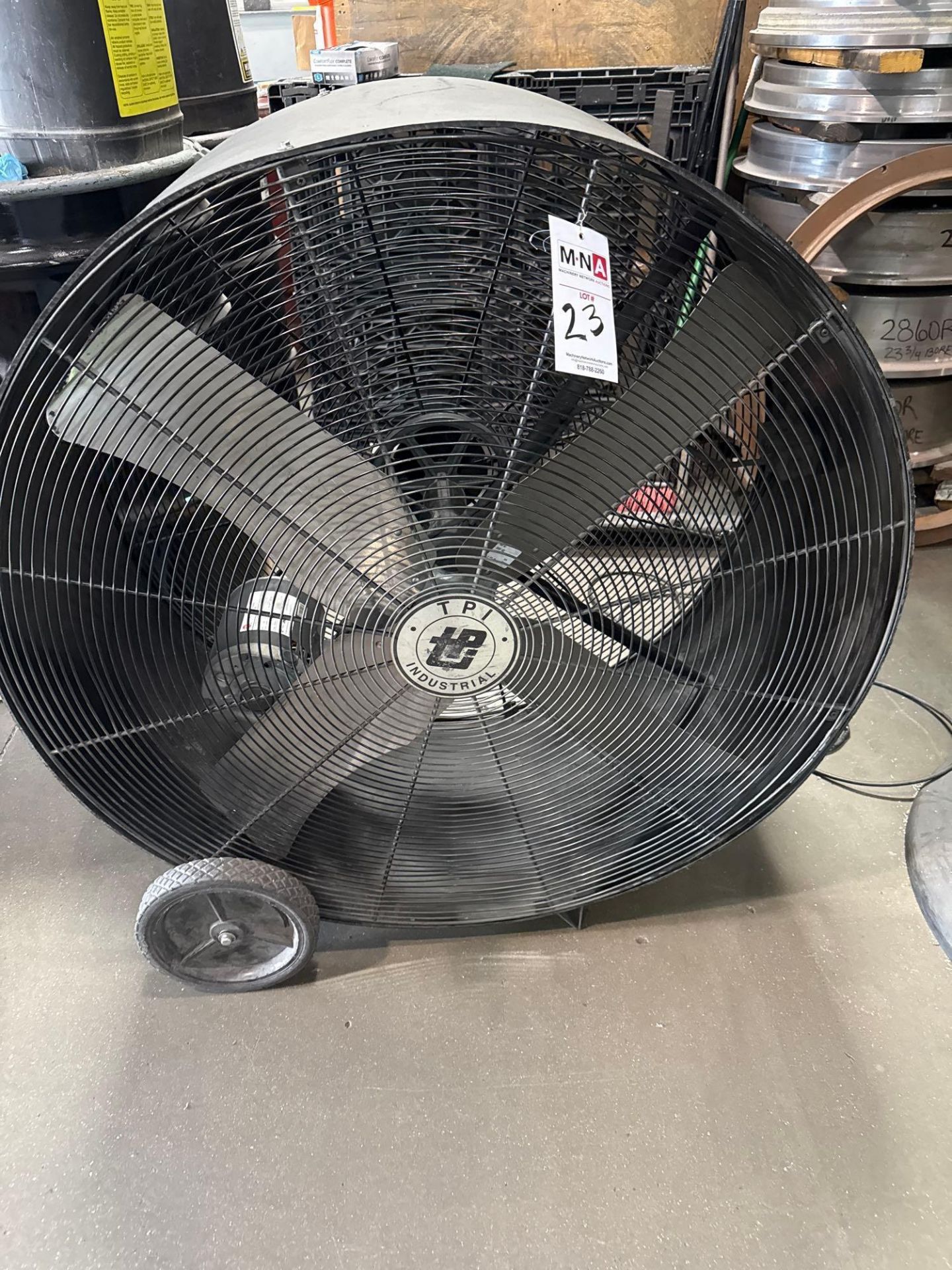 TPI 40" Shop Fan - Image 5 of 5