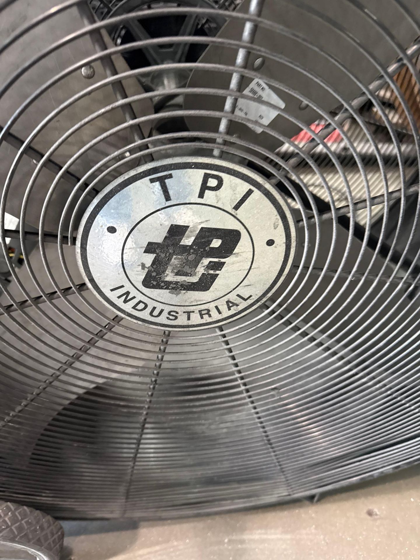 TPI 40" Shop Fan - Image 4 of 5