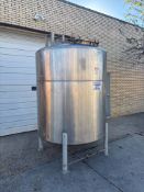 1000 Gallon Mixing Tank
