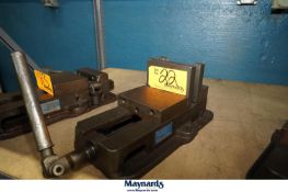 Kurt D675 Precision Machine Vise