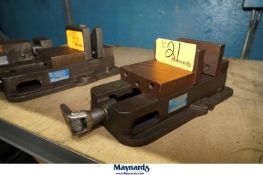Kurt D675 Precision Machine Vise