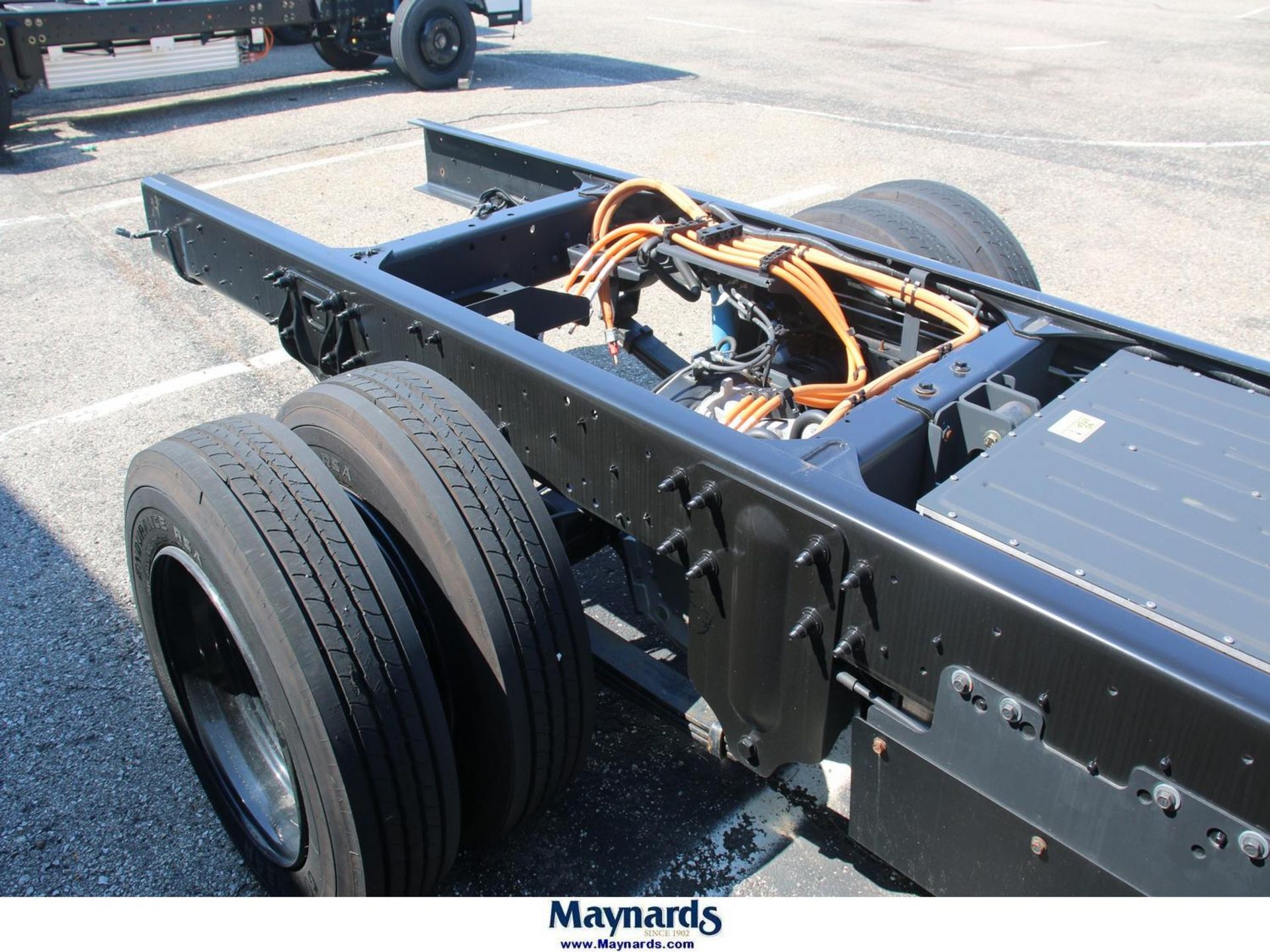 Bollinger Motors Bollinger B4 Electric Chassis Cab Truck Incomplete Vehicle