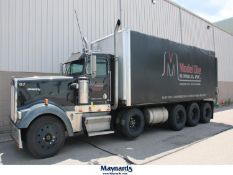 1993 Kenworth Flatbed/Stake Bed Semi-Truck