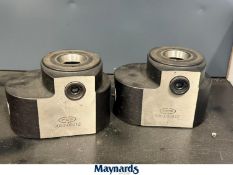 (2) FCS modular fixture adapters.