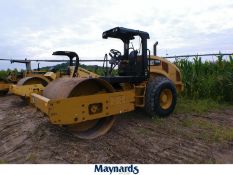 2016 Caterpillar Model CS-54B Roller