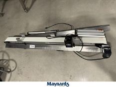 DORNER 2200 SERIES 6' X 6" POWERED CONVEYOR