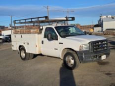 2006 Ford F350XL Super Duty Utility Truck