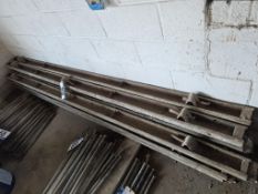(11) 10' x 4
