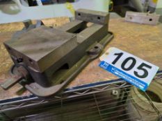 Heavy-Duty Machine Vise - Industrial Grade, Robust Construction