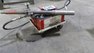 BEE LINE Precision Equipment Hydraulic Ram