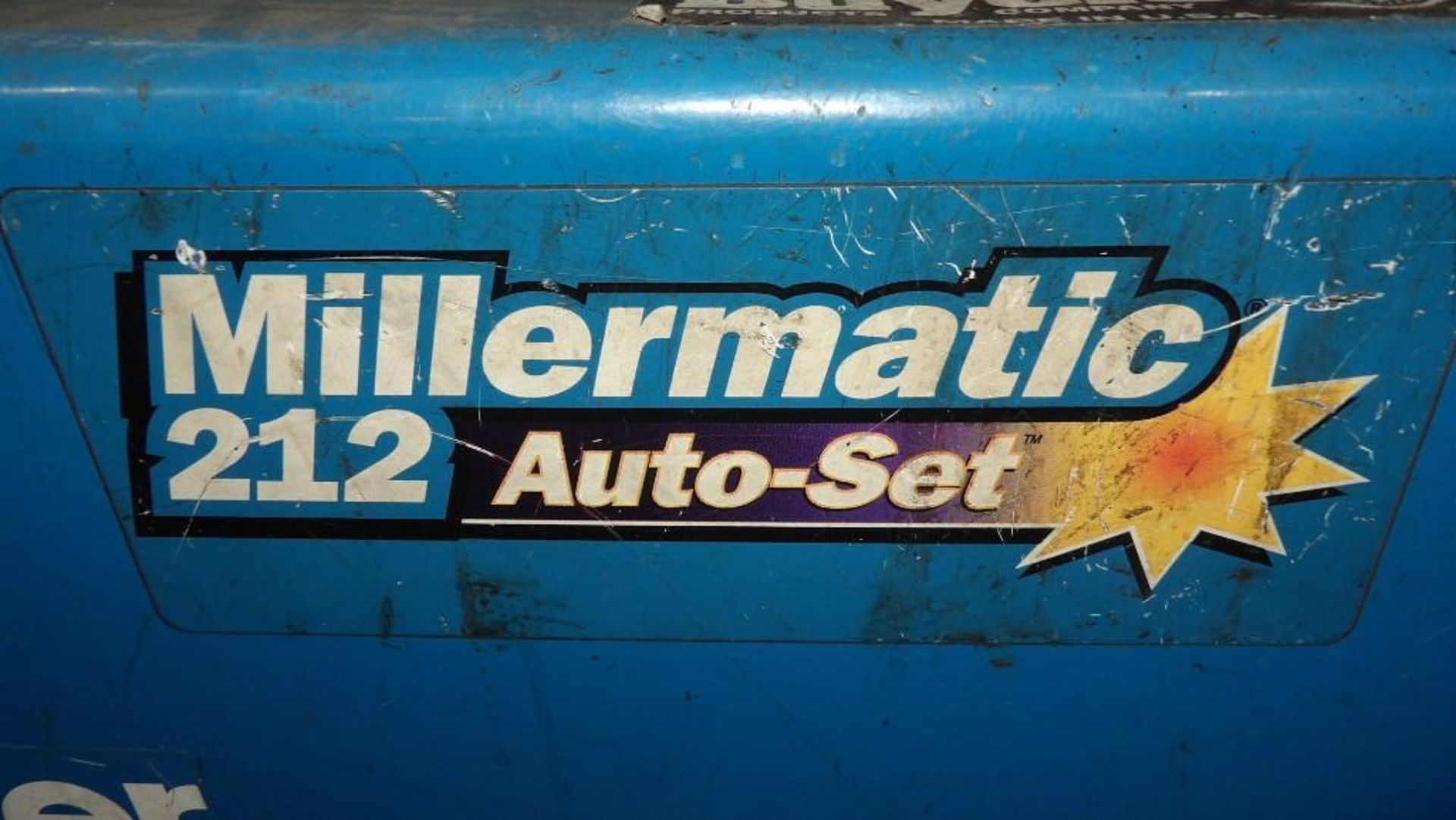 Miller Millermatic 212 Auto-Set MIG Welder - Auto-Set - Image 4 of 6