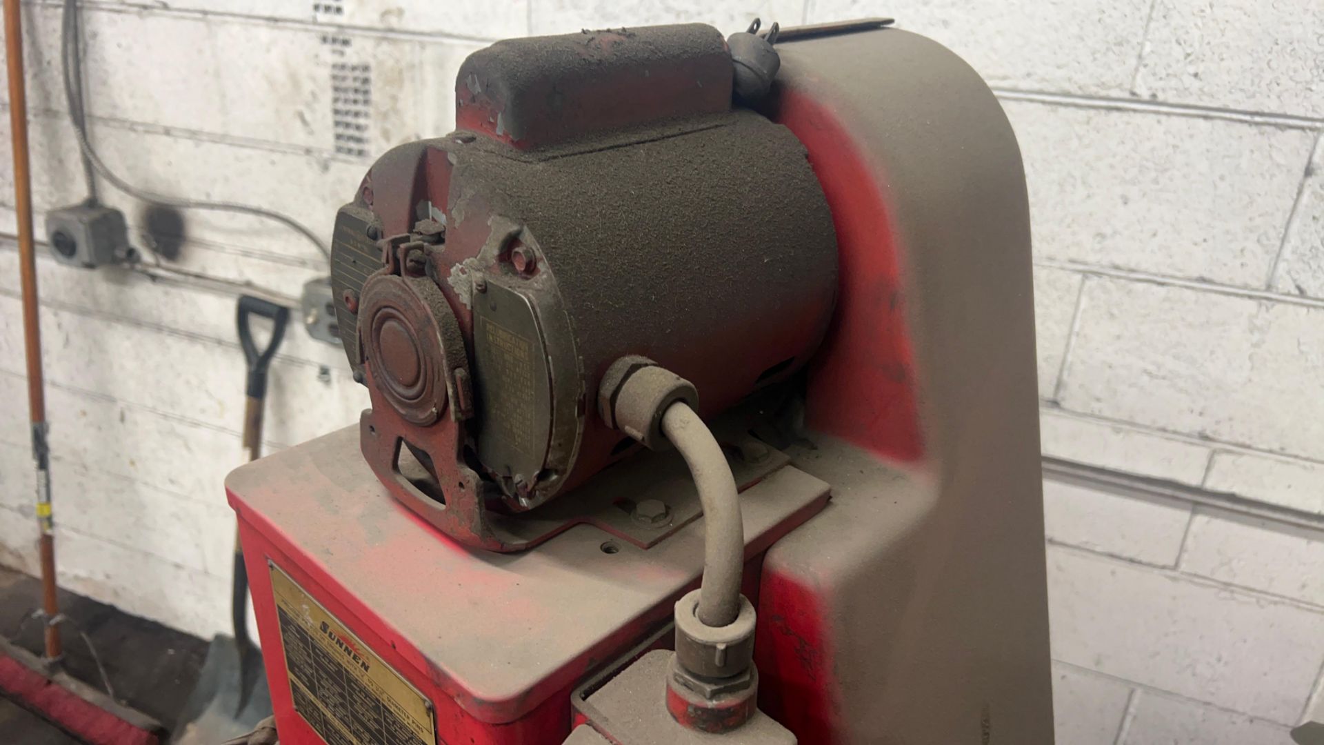 Sunnen LBB-1699 Precision Honing Machine - Image 7 of 7