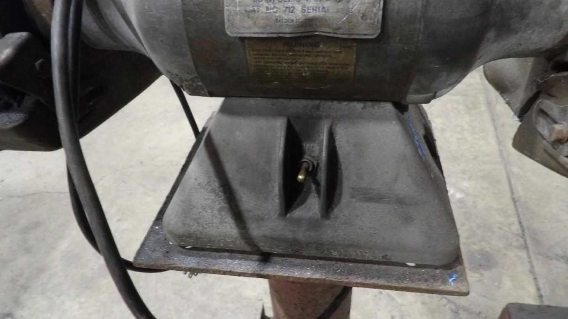 BALDOR Heavy Duty Ball Bearing Grinder-Buffer, Cat No. 712, 1/2 HP - 115/230V - 3600 RPM, on Stand - Image 6 of 6