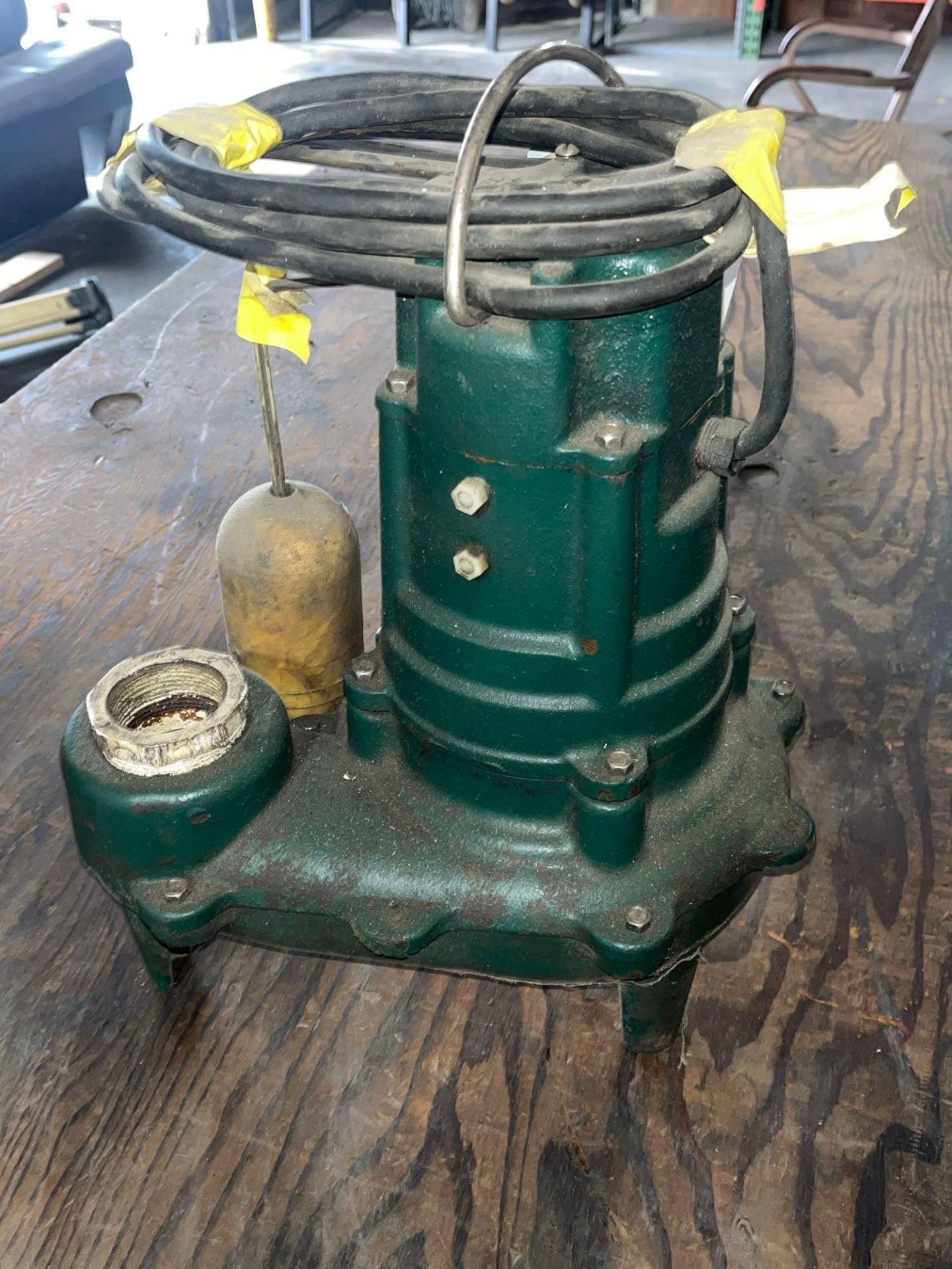 2" Submersible Pump - Image 2 of 4