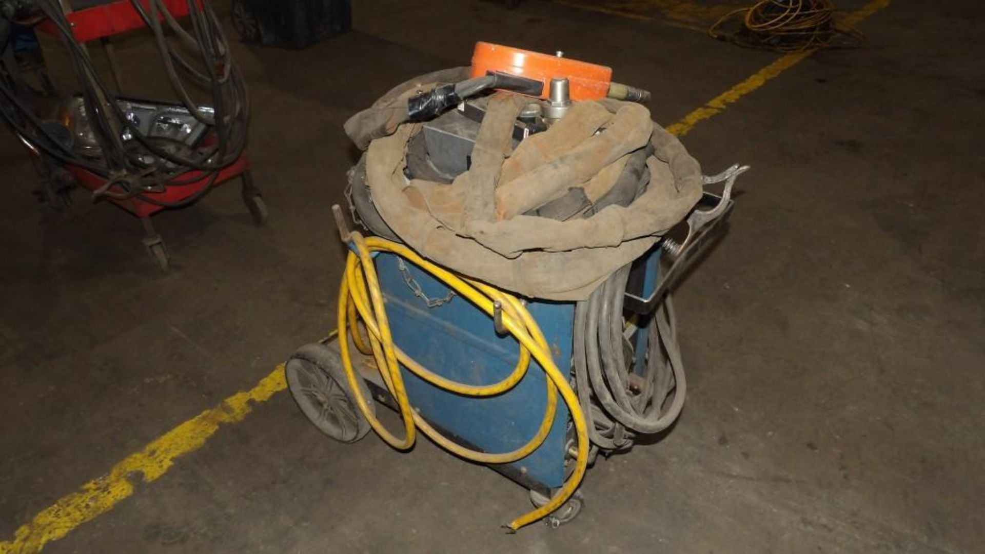 Miller SPOOLMATE 200 DC Arc Welding Power Source -PROFAX AJG-200 Spool Gun Included - Image 4 of 6