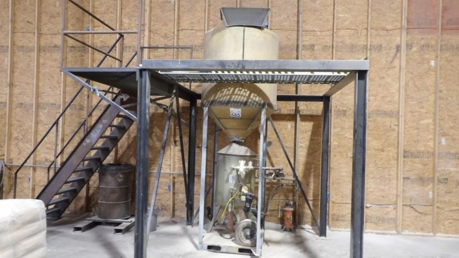 Clemco Industries Corp, Sand Blaster, 2014-Year, 150-PSIG - Image 2 of 12