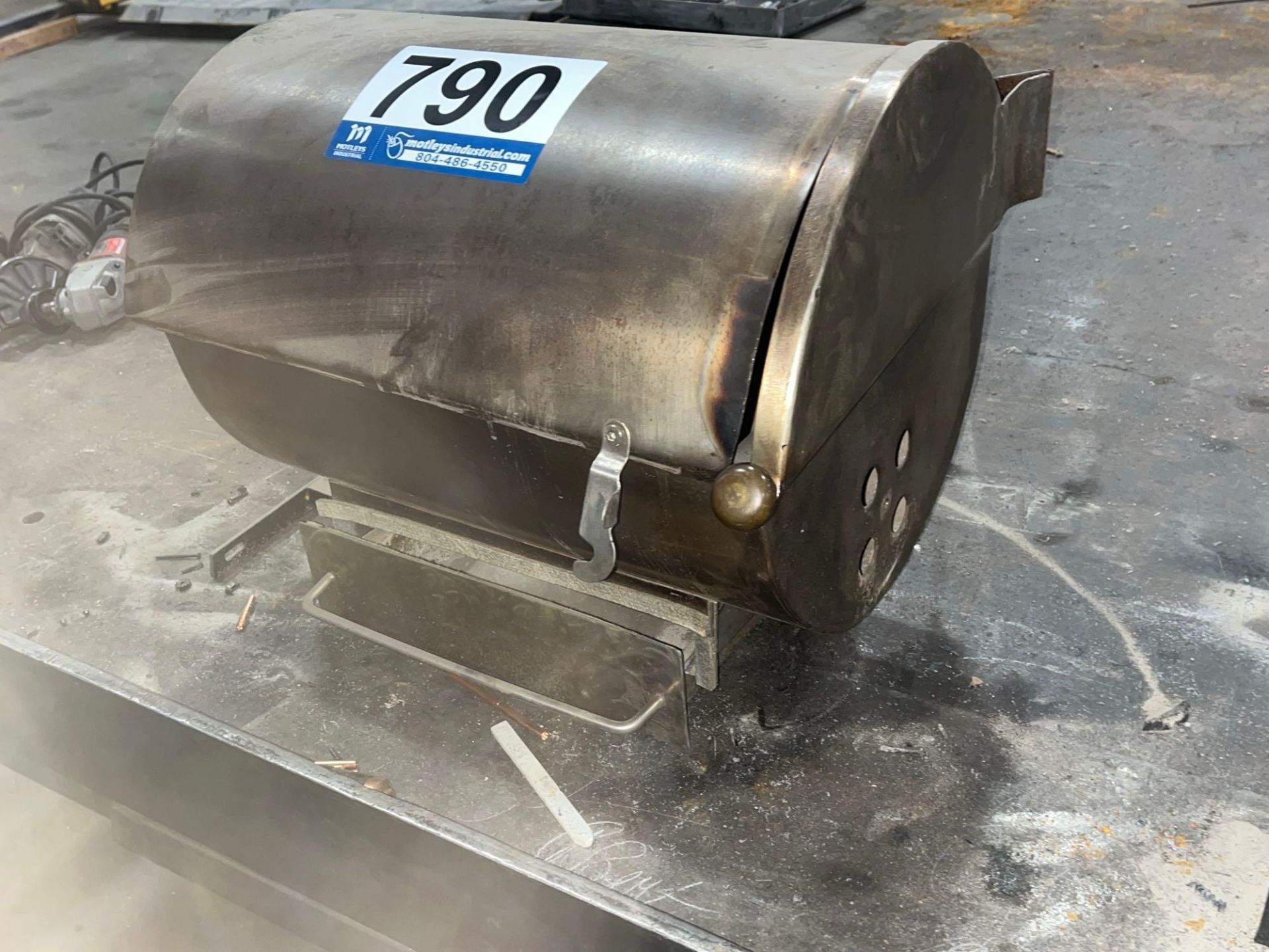 Metal Container - Image 2 of 4