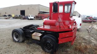 FLEXI-TRUC IBEX Yard Truck P20 - Ford 361 Gasoline Engine, Allison MT-640 Transmission, Fifth Wheel